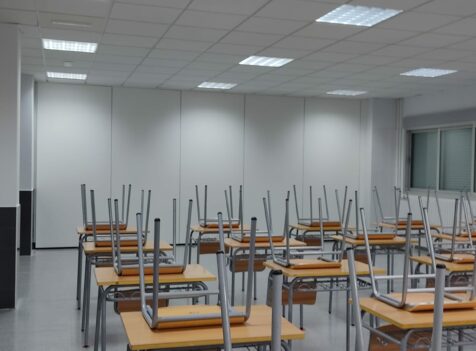 Tabique móvil en aula de un IES - Vimetra.com